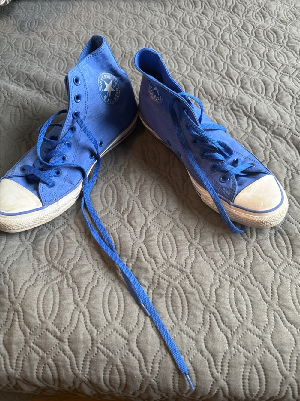 Converse High Top Sneakers in Blue with White Toe